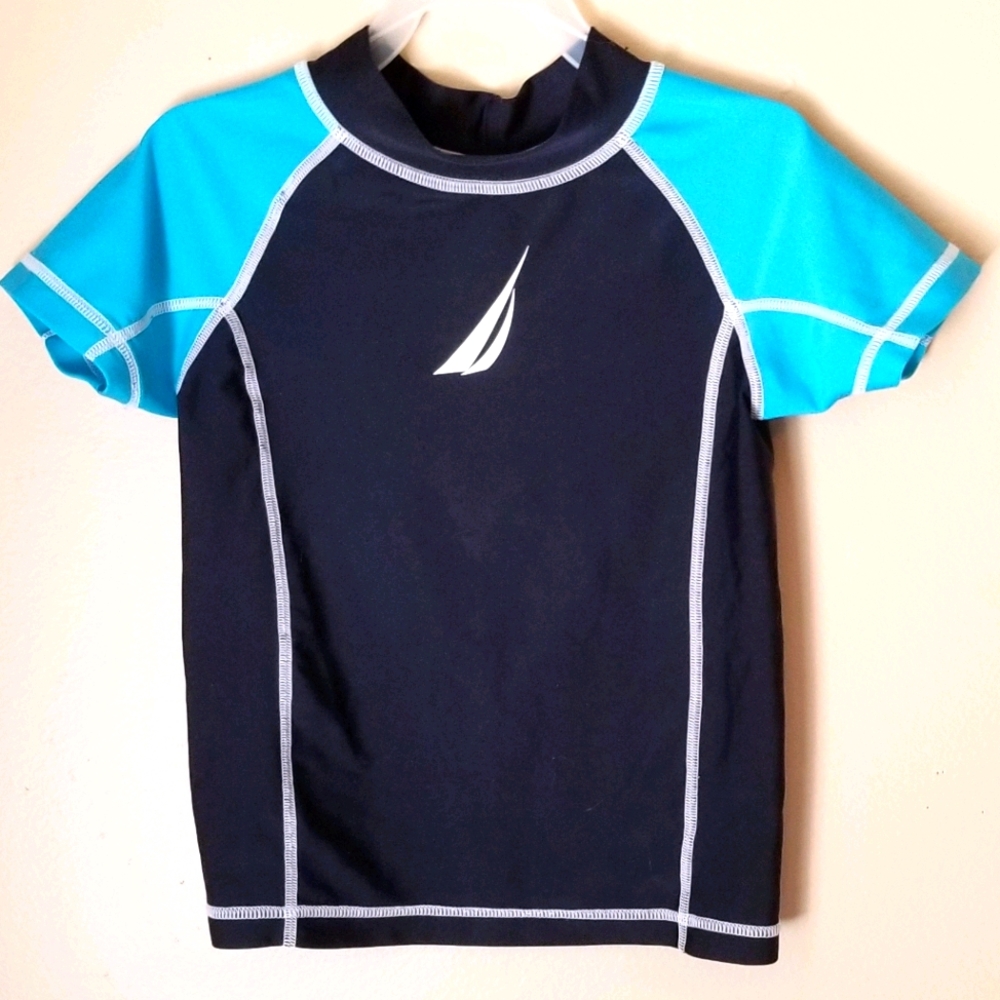 Boys blue rashguard 4T, great condition